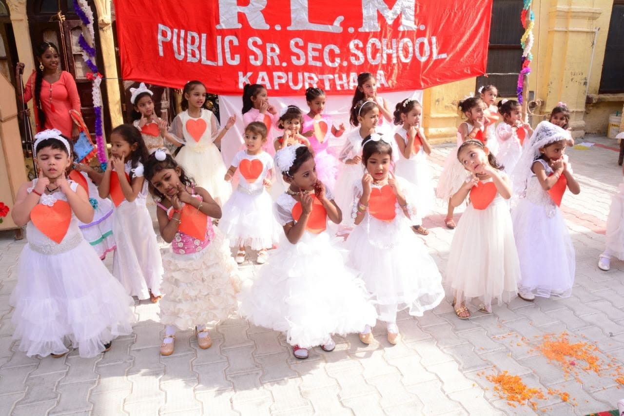Pre-Primary Dance Performance